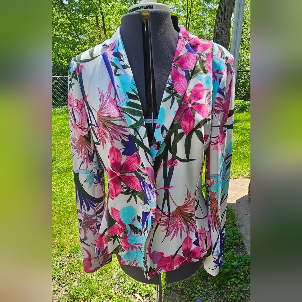 Boston Proper Floral Blazer with Pink and Blue Accents Size 16 NWT